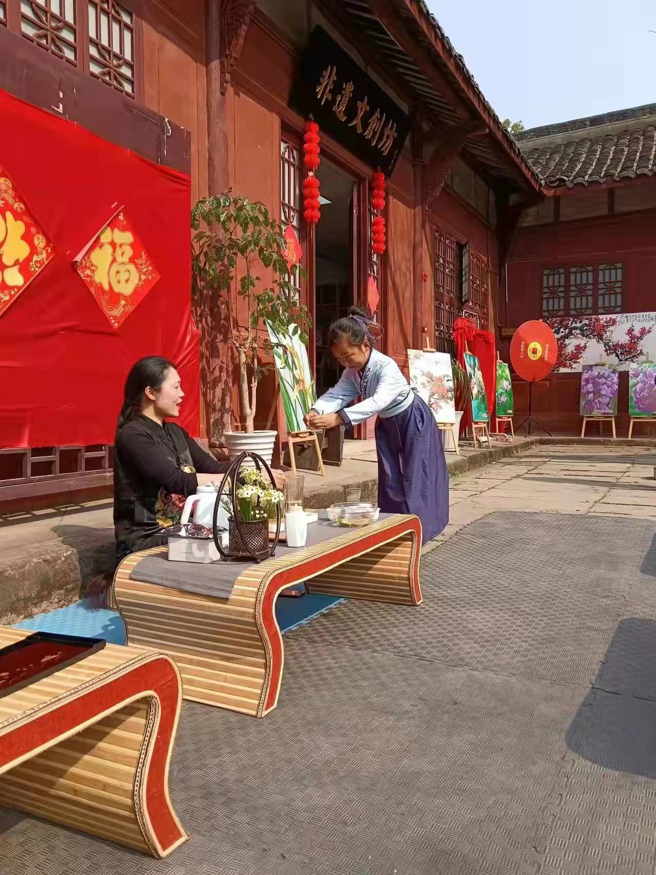 德阳文庙举行少儿茶艺体验研学活动(图4) 德阳文庙举行少儿茶艺体验研学活动(图4)