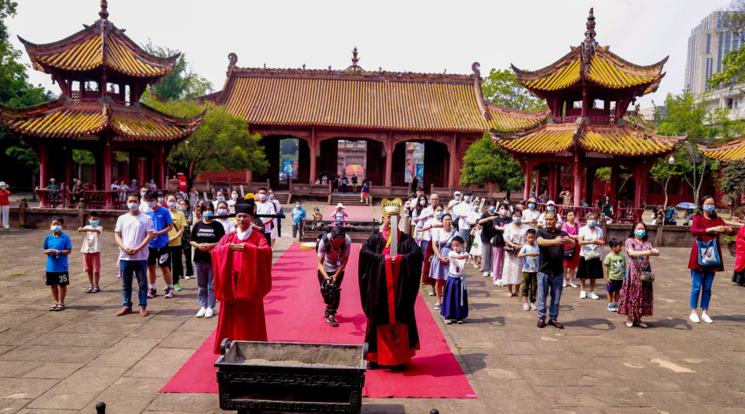 德阳文庙举行壬寅年端午高考祈福活动(图1)