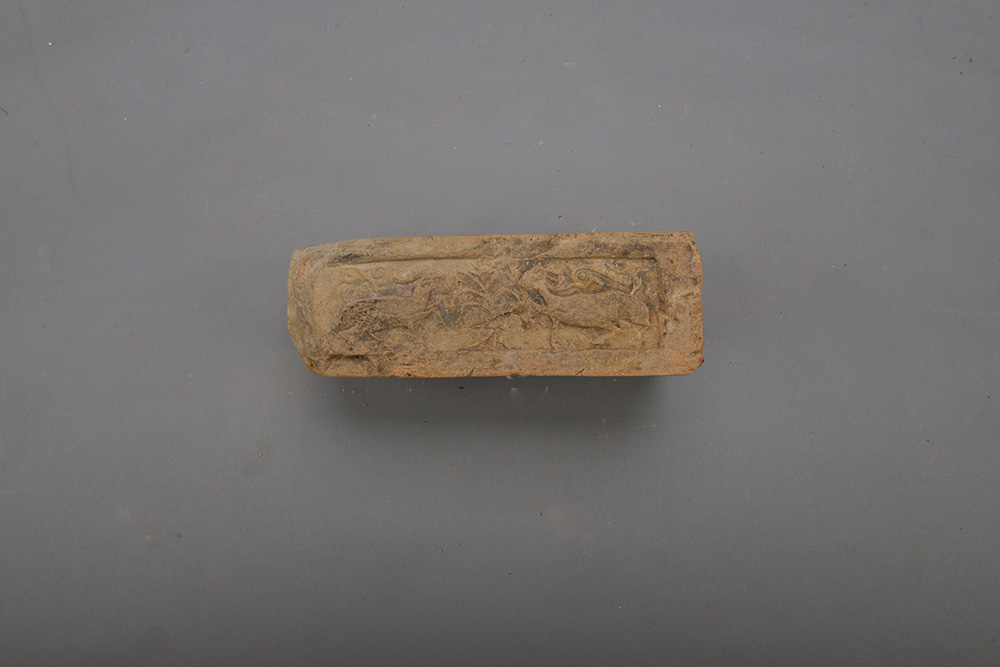 东汉双鹿花边砖