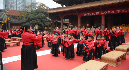 德阳市博物馆开展2024年童声经典诵读活动(图3) 德阳市博物馆开展2024年童声经典诵读活动(图3)