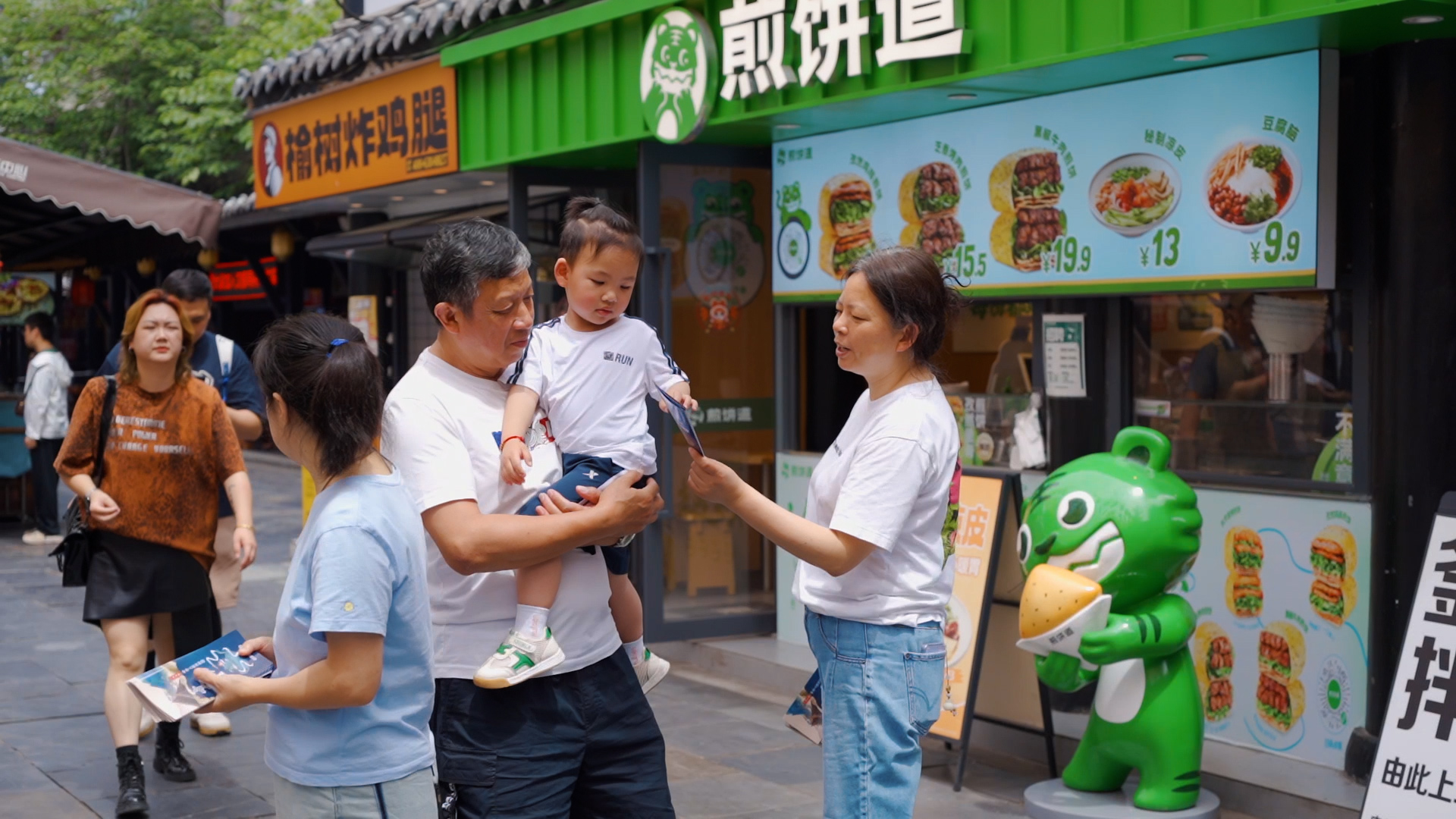 活动回顾|赓续古蜀文脉 共筑文化桥梁!德阳市博物馆5・18国际博物馆日系列活动圆满落幕(图11) 活动回顾|赓续古蜀文脉 共筑文化桥梁!德阳市博物馆5・18国际博物馆日系列活动圆满落幕(图11)
