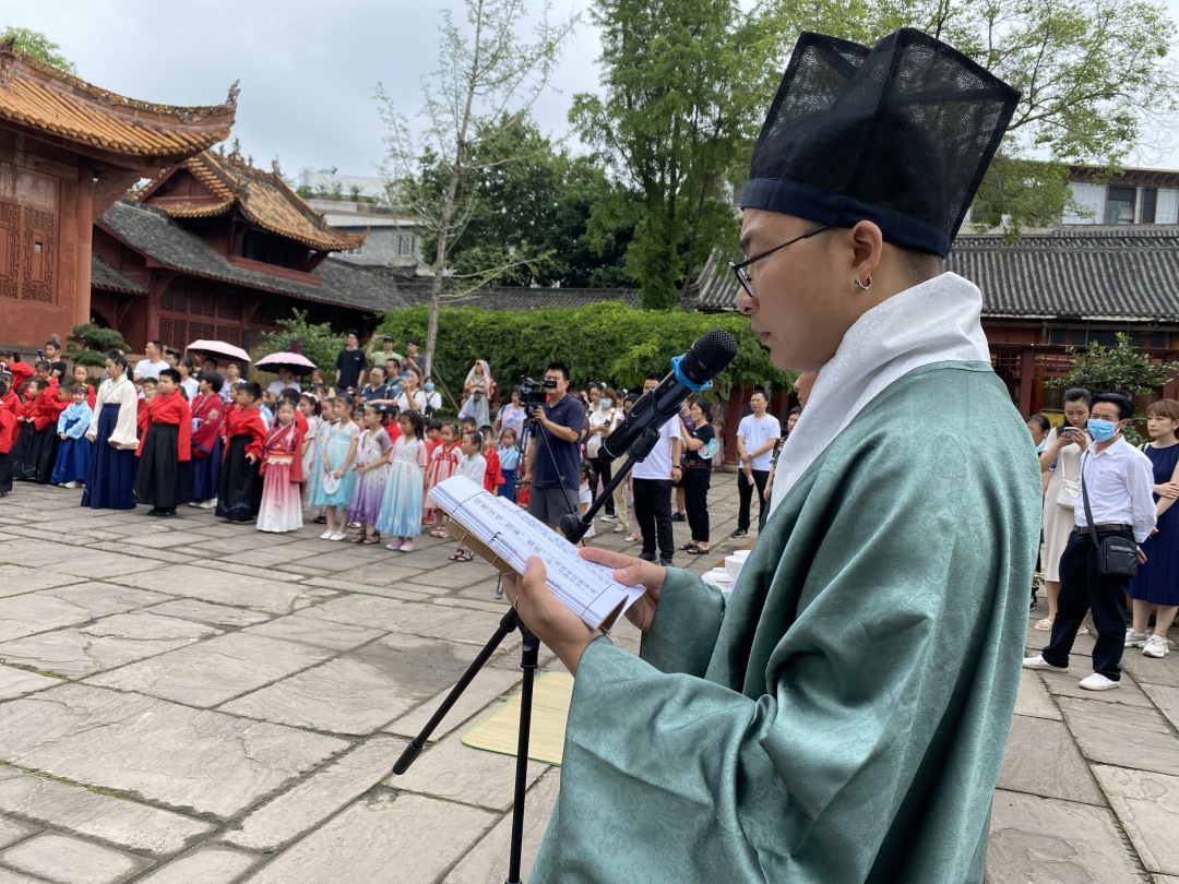 在德阳文庙 穿汉服 祭先贤 过端午(图3) 在德阳文庙 穿汉服 祭先贤 过端午(图3)