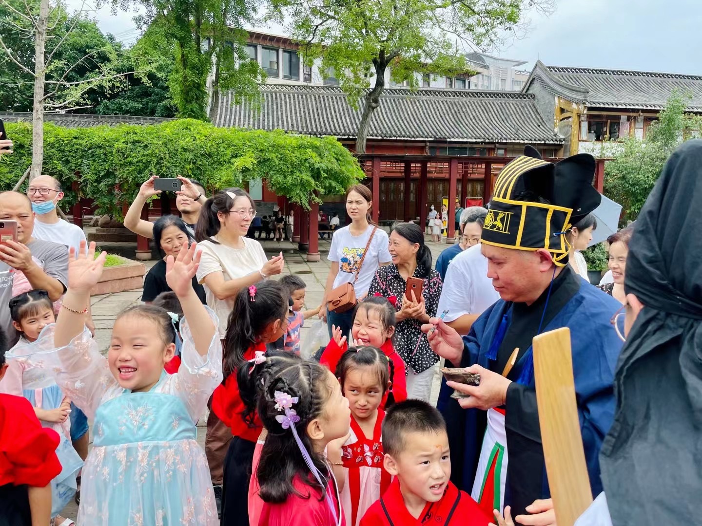 在德阳文庙 穿汉服 祭先贤 过端午(图11) 在德阳文庙 穿汉服 祭先贤 过端午(图11)