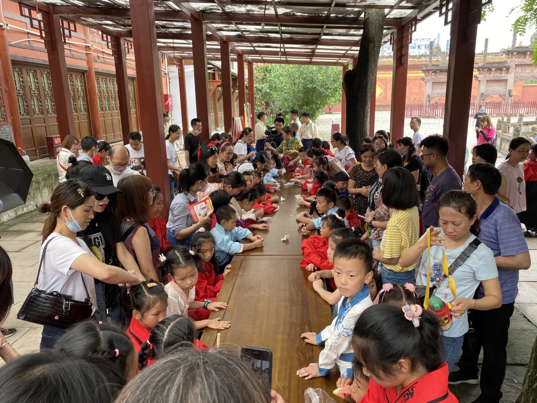在德阳文庙 穿汉服 祭先贤 过端午(图14) 在德阳文庙 穿汉服 祭先贤 过端午(图14)