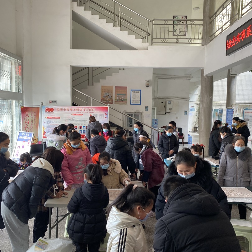 德阳市博物馆和罗江区图书馆联合举办 “承古拓新迎元旦”活动(图6) 德阳市博物馆和罗江区图书馆联合举办 “承古拓新迎元旦”活动(图6)